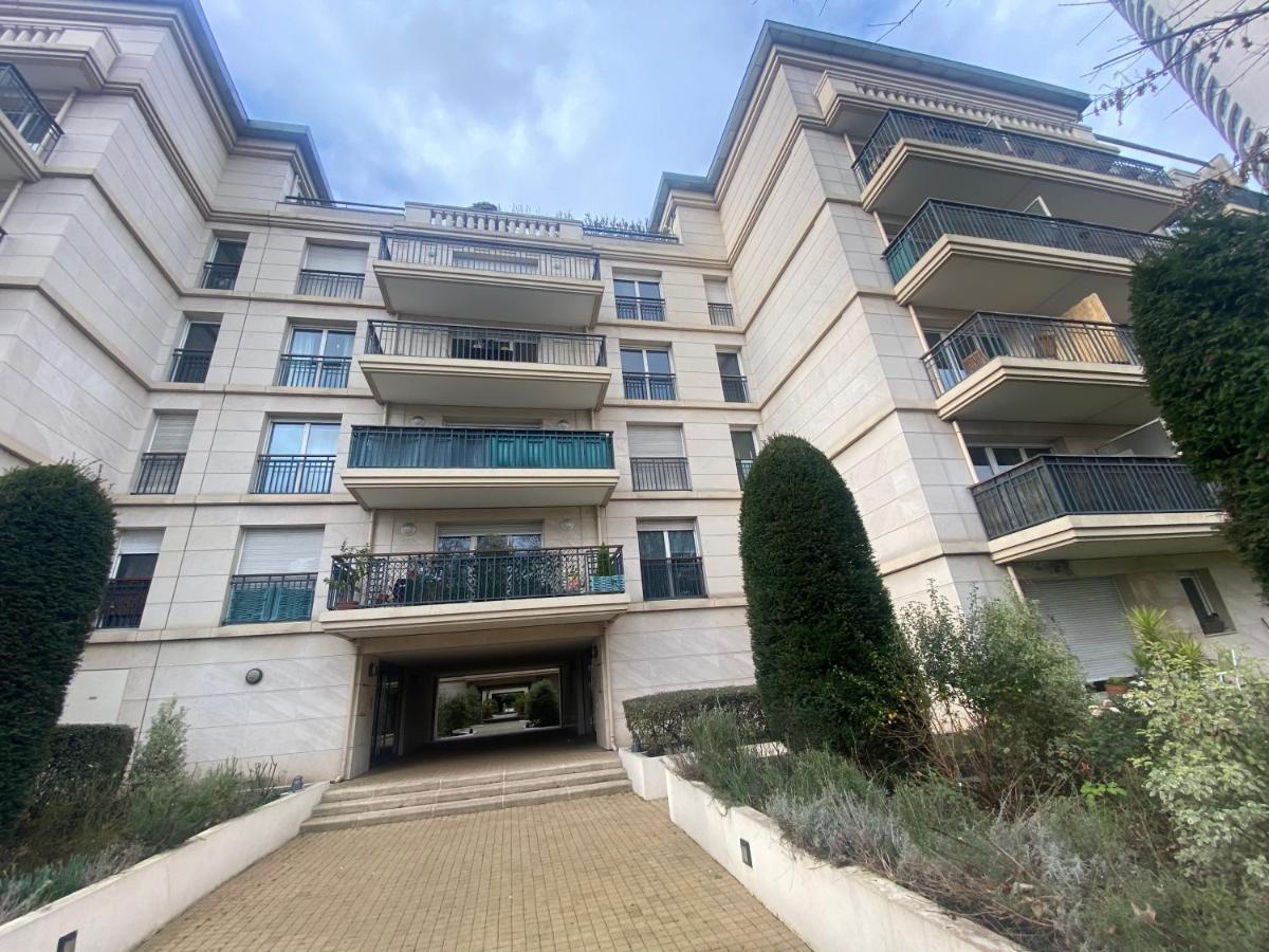 Appartement La Defense Пюто Екстер'єр фото